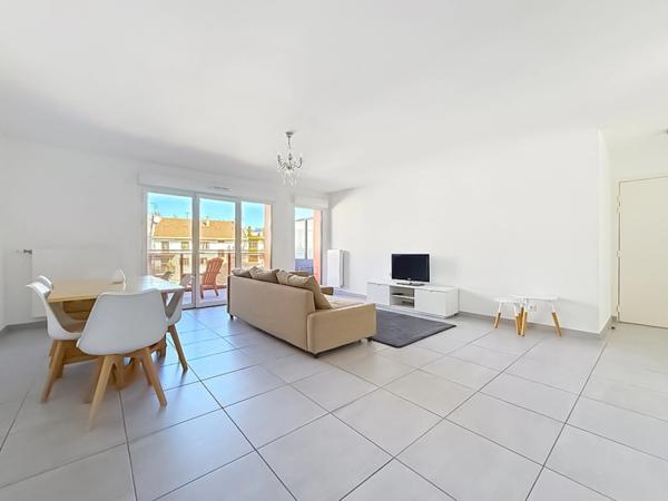 Appartement à louer 4 pièces ANNEMASSE (74)