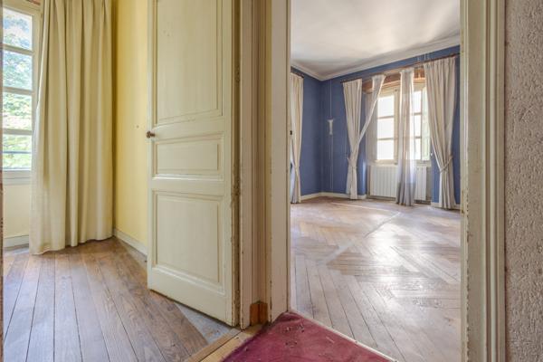 Appartement ancien T4/5