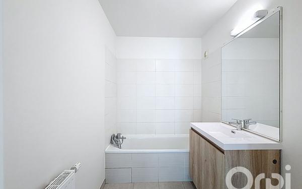 Appartement à vendre    3 pièces • 57,93 m2 Vétraz-Monthoux