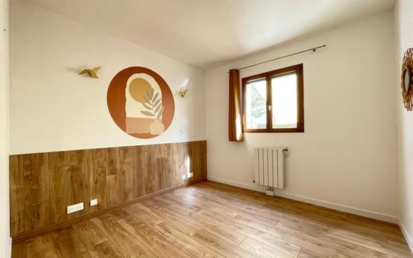 Maison à vendre    5 pièces •  Nîmes