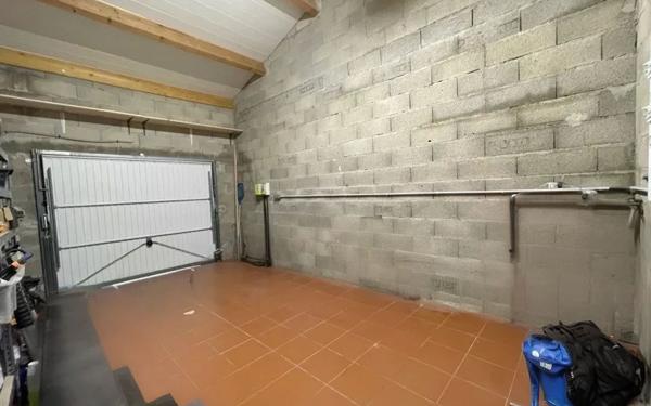 Maison à vendre    5 pièces •  Nîmes