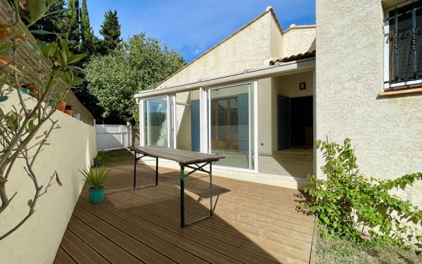 Maison à vendre    5 pièces •  Nîmes