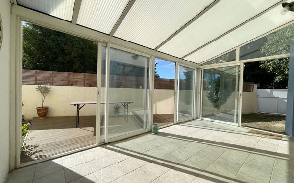 Maison à vendre    5 pièces •  Nîmes