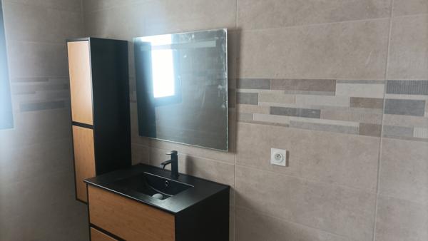 Narbonne (11100) villa neuve de plain pied avec piscine