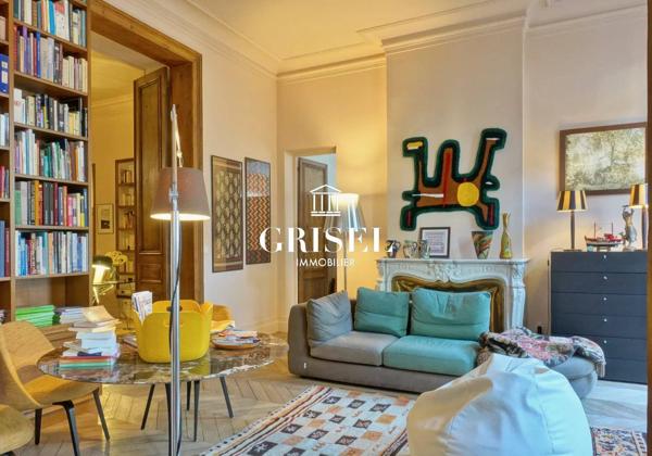 Appartement d'angle  211m² d'Exception à Bordeaux Hyper centre