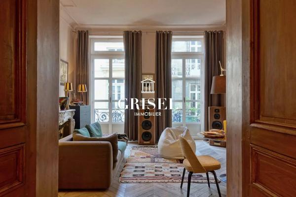 Appartement d'angle  211m² d'Exception à Bordeaux Hyper centre