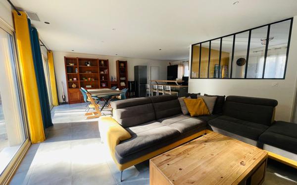 Maison à vendre    4 pièces •  Aigues-Vives