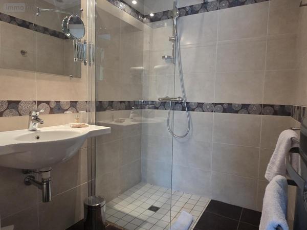 Immeuble à vendre à Coudray en Mayenne (53200), ref : 53073-1702