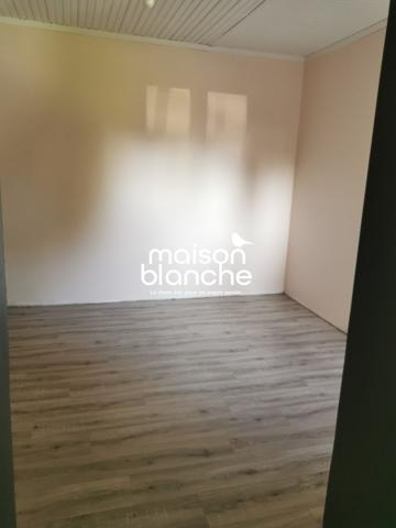  Maison F4 à Vasles