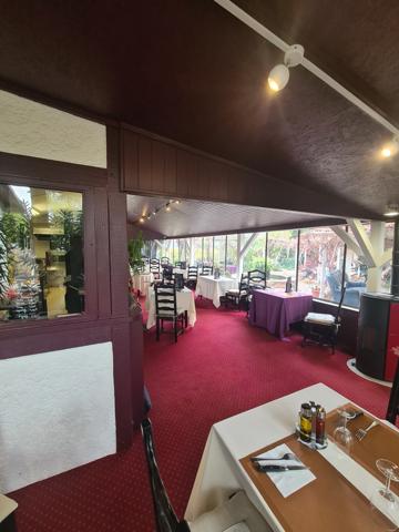 Le Bosc (34700) Ensemble maison + restaurant