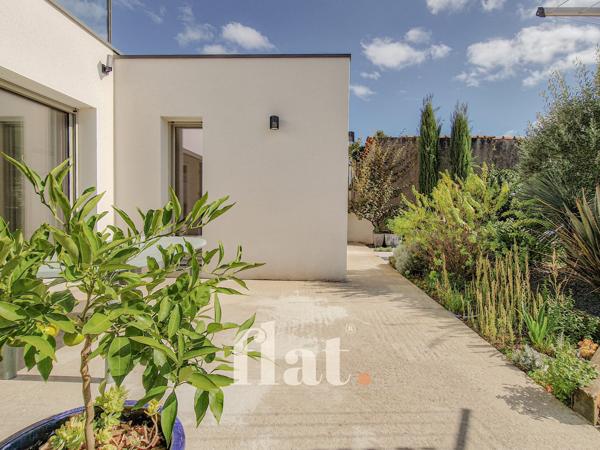 CONTEMPORAINE 4 CHAMBRES | 180M2 | DPE B | GARAGE + CARPORT | PATIO