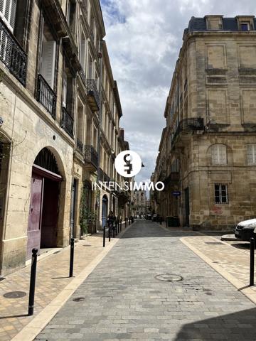 Appartement 1 pièce - 26m² - Bordeaux - Saint Paul 142 750 € f t