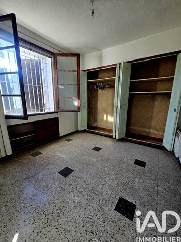 Maison à vendre 6 pièces 156 m² Cuges-les-Pins