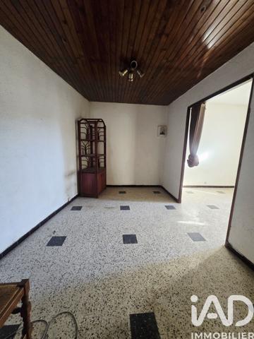 Maison à vendre 6 pièces 156 m² Cuges-les-Pins