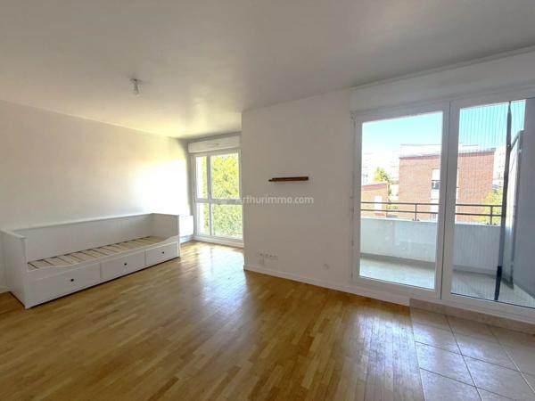 Vente                                                      Appartement
                        
                     1 pièces                      27 m2                     à Montévrain