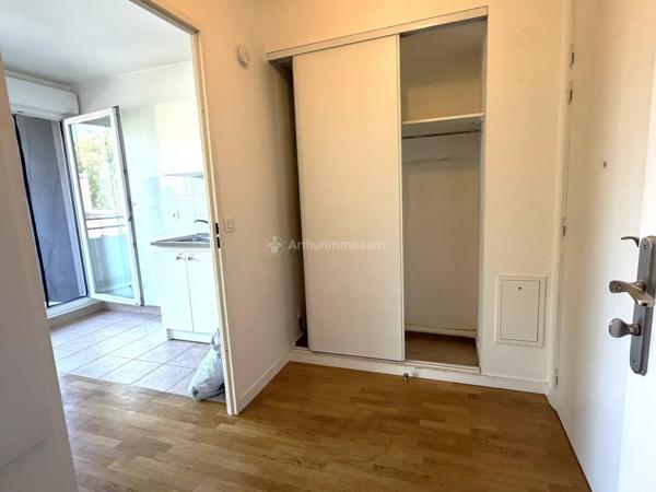 Vente                                                      Appartement
                        
                     1 pièces                      27 m2                     à Montévrain