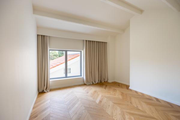 CARRÉ D’OR MARSEILLE 1300 - MAISON RÉNOVÉE TYPE 4 AVEC JARDIN, PISCINE ET DEUX STATIONNEMENTS