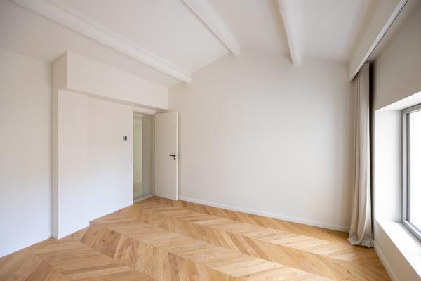 CARRÉ D’OR MARSEILLE 1300 - MAISON RÉNOVÉE TYPE 4 AVEC JARDIN, PISCINE ET DEUX STATIONNEMENTS