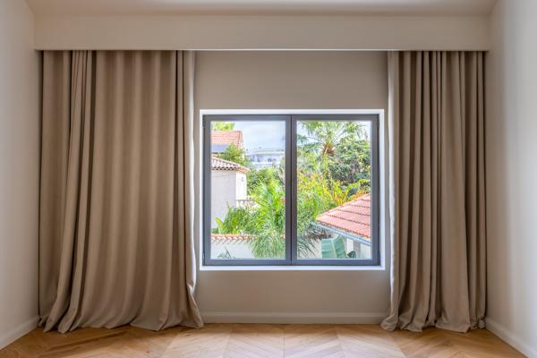 CARRÉ D’OR MARSEILLE 1300 - MAISON RÉNOVÉE TYPE 4 AVEC JARDIN, PISCINE ET DEUX STATIONNEMENTS