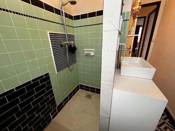 Appartement à vendre |  Lyon 08 |  4 pièces | 64 m²