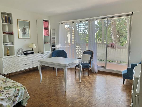 A Vendre Appartement de Type 3 avec Terrasse Pointe Rouge 13007