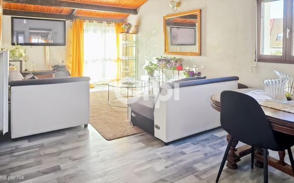 Maison à vendre    6 pièces •  Fosses