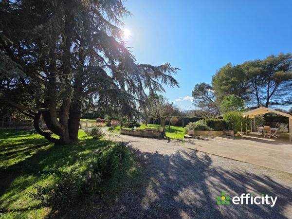 Maison 6 pièces - 150 m² Exclusivité efficity