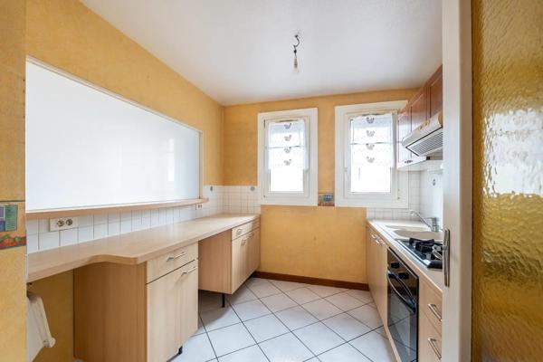 Appartement à louer 3 pièces 64.6m² Montbéliard (25200)