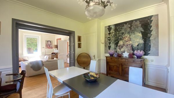 Villars (42390) Propriété de 226m2 habitables sur 3600 m2 de parc arboré et clos avec piscine et dépendance