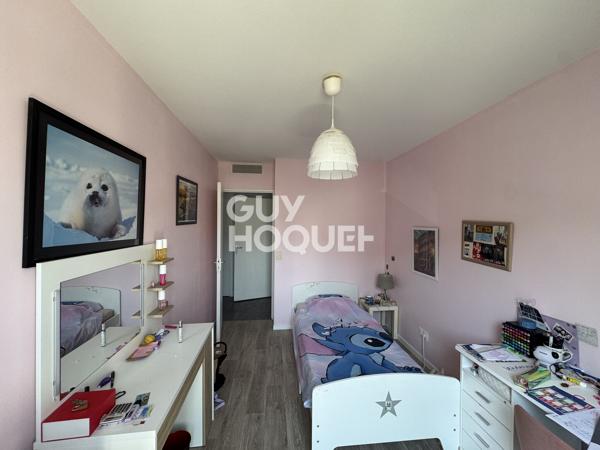 À VENDRE – BOURGOIN-JALLIEU / SECTEUR LA GRIVE – T5 DE 100 M² AVEC GARAGE
