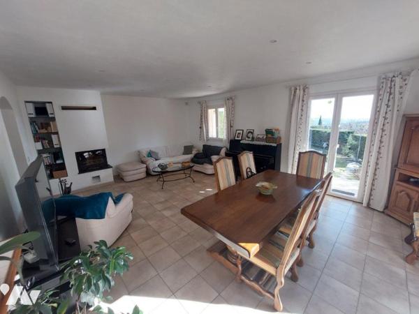 Maison individuelle avec piscine à vendre à La Gaude