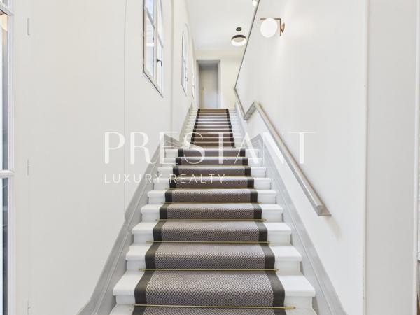 BORDEAUX CHARTRONS – APPARTEMENT BOURGEOIS AVEC BALCON – POSSIBILITE T4, BORDEAUX