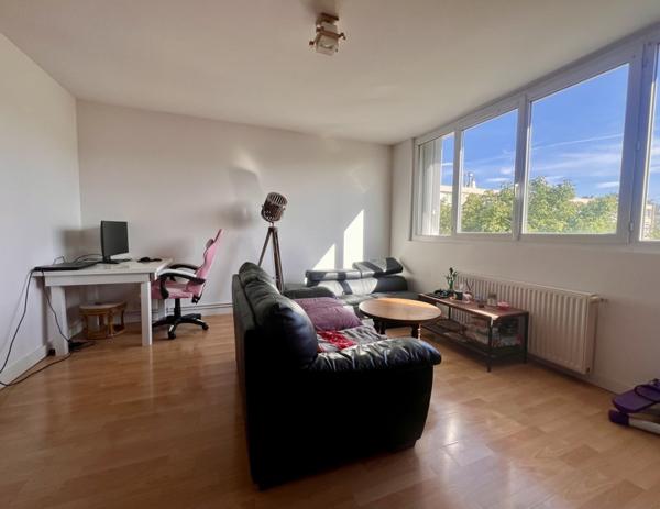 Appartement 147 000 € Beynes 2 p 47 m² DPE D