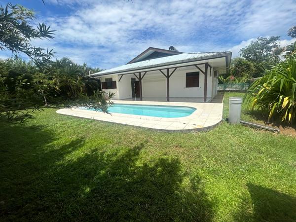 VILLA AVEC PISCINE