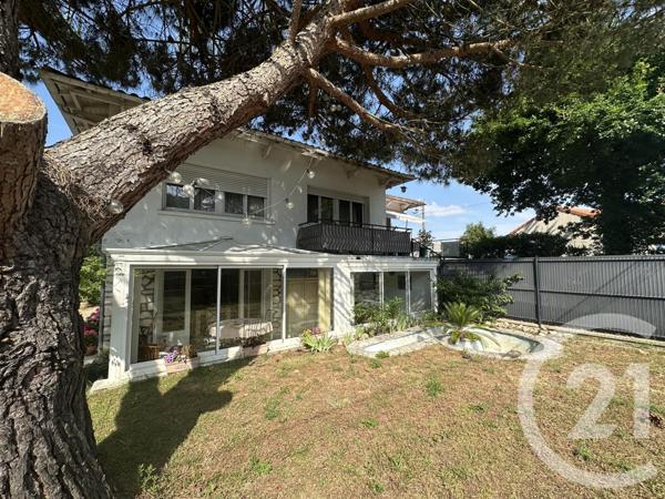 Maison à vendre  10 pièces - 264,90 m2 ROYAN - 17