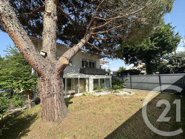 Maison à vendre  10 pièces - 264,90 m2 ROYAN - 17