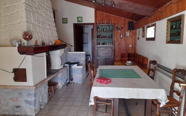 Maison à vendre    3 pièces • 137 m2 Vinon-sur-Verdon