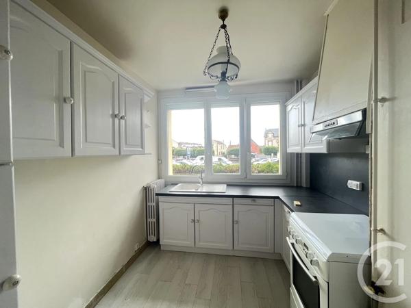 Appartement F3 à vendre  3 pièces - 63 m 2   CHARTRES  - 28