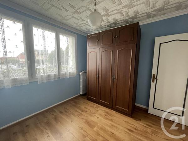 Appartement F3 à vendre  3 pièces - 63 m 2   CHARTRES  - 28