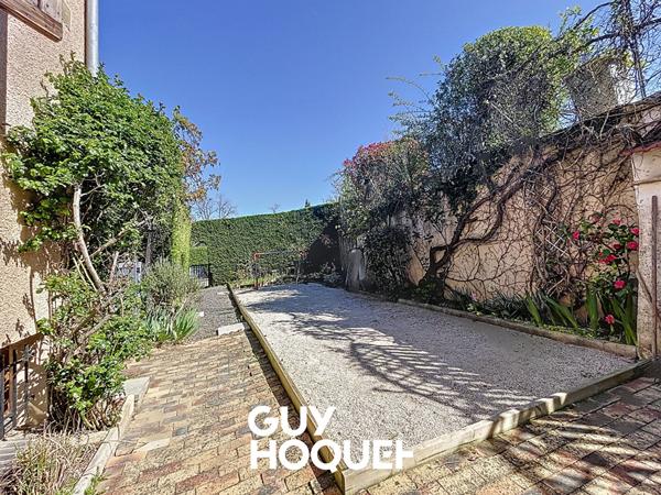 Coup de Coeur : Belle Maison de 162 m² avec Extérieurs et Piscine à Mâcon