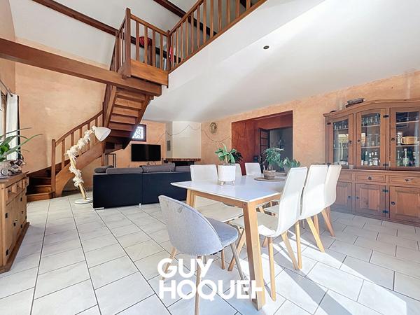 Coup de Coeur : Belle Maison de 162 m² avec Extérieurs et Piscine à Mâcon