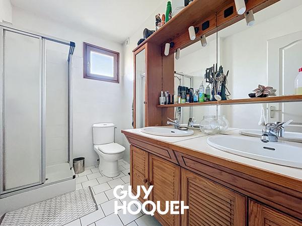 Coup de Coeur : Belle Maison de 162 m² avec Extérieurs et Piscine à Mâcon