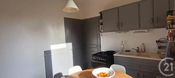 Maison à vendre  5 pièces - 118,92 m 2   LA CHAPELLE ST MESMIN  - 45