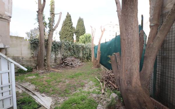 Maison à vendre    2 pièces • 35 m2 Marseille 9