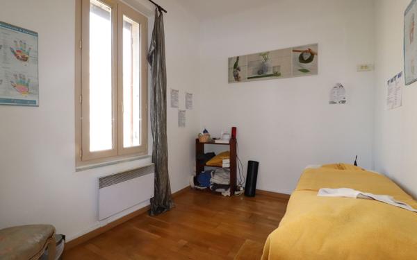 Maison à vendre    2 pièces • 35 m2 Marseille 9