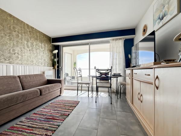 Appartement 1 pièce(s) studio face mer