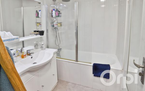 Appartement à vendre    3 pièces • 53,60 m2 Gisors