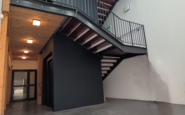 Immeuble à louer    1 pièce •  Aire-sur-l'Adour