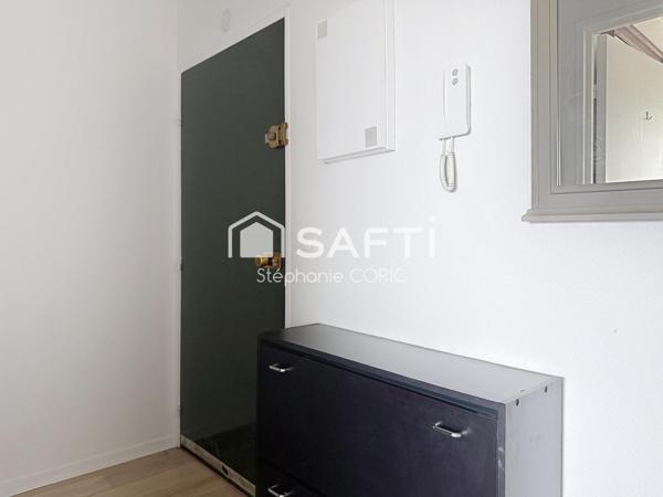 STUDIO AVEC BALCON - DERNIER ETAGE - VUE DÉGAGÉE