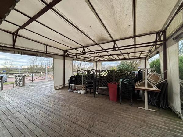 Vente Fonds de commerce 2 pièces 82 m2 à Briennon
